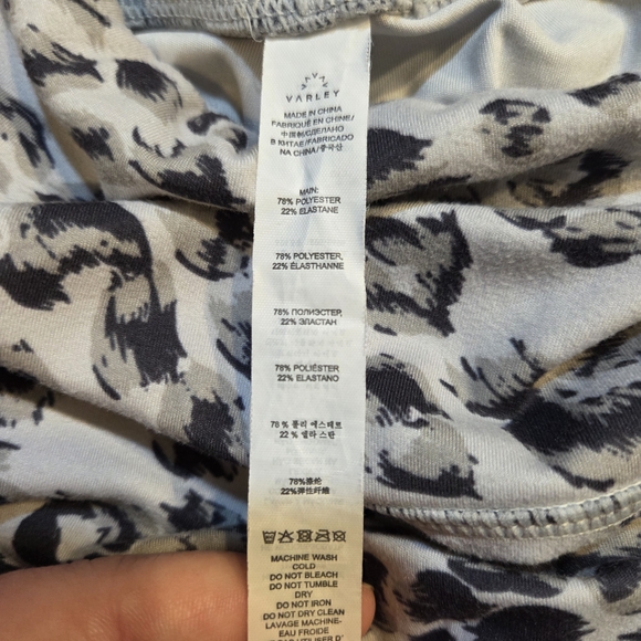 Varley light grey cheetah print leggings size small, athletic wear - Picture 5 of 11